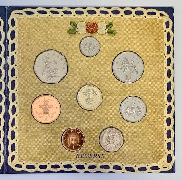 The 1990 United Kingdom Brilliant Uncirculated Coin Collection 1990 The 1990 United Kingdom Brilliant Uncirculated Coin Collection - Image 2